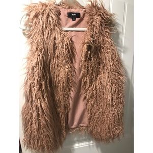 Mauve pink fur vest